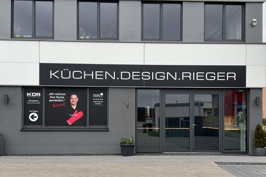 KÜCHEN.DESIGN.RIEGER